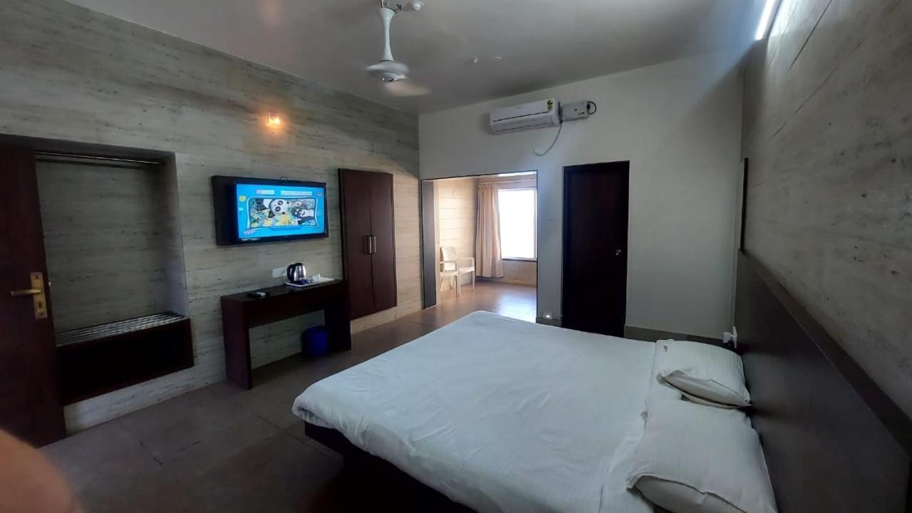 Rns Guest House Māvalli المظهر الخارجي الصورة